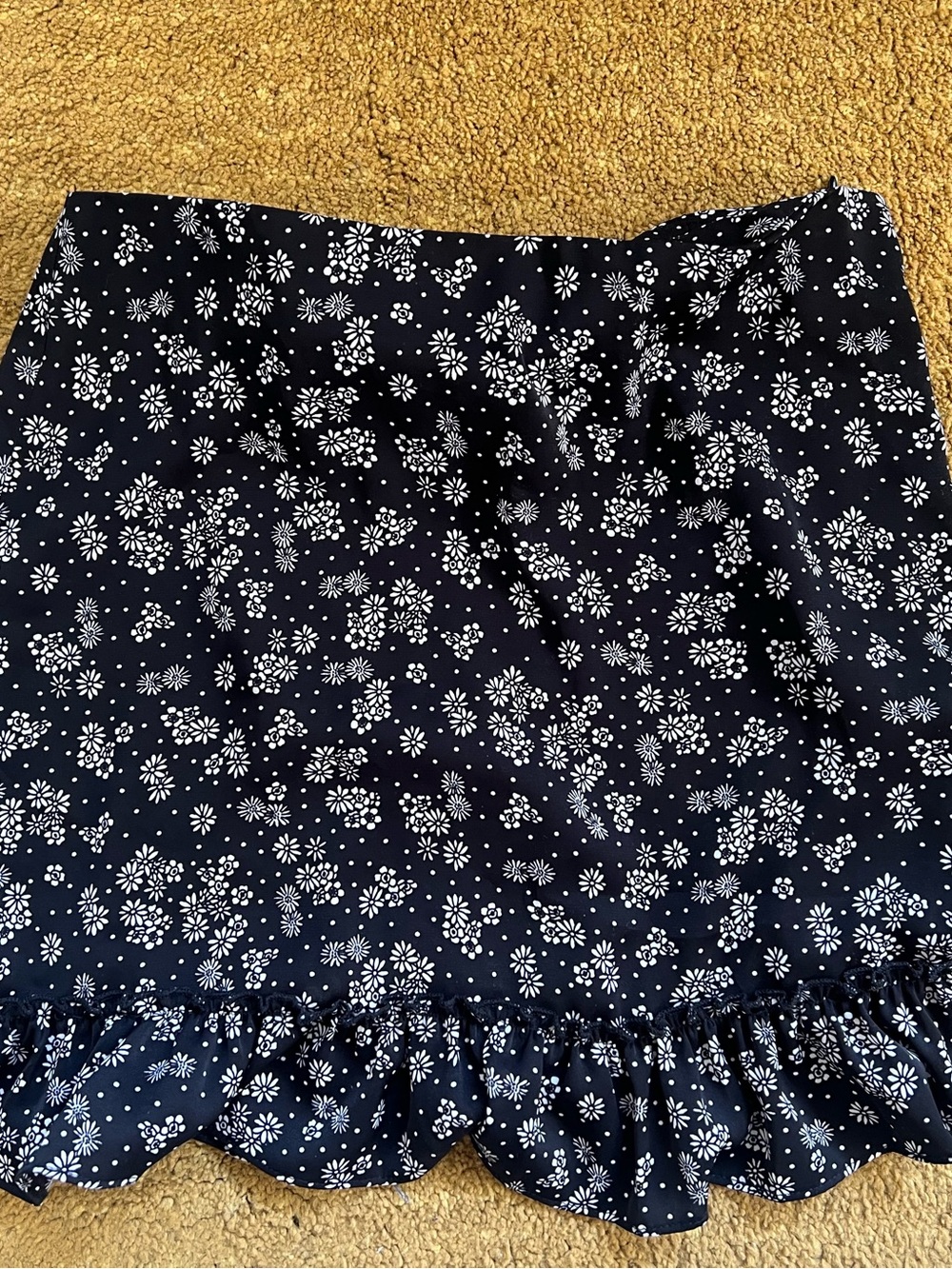 Cute Floral.Polka dot Ruffle Hem Women's Skirt